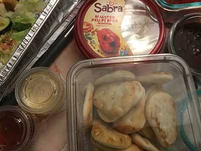 pita bread and hummus