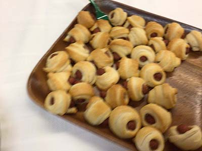 pigs in a blanket (mini hotdogs)
