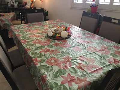 table and centerpiece