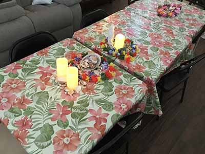 tables and centerpieces