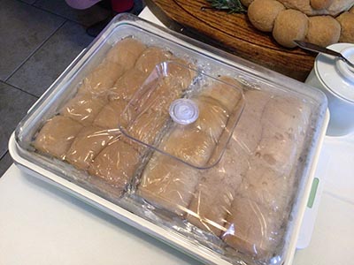 dinner rolls