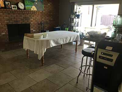 serving table