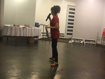precinct committeewoman Tracy speaking to neighbors