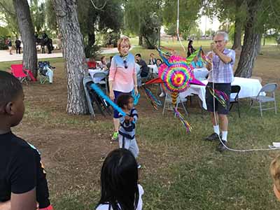 kids and piñata