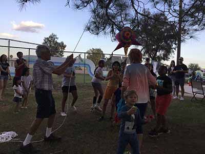 kids and piñata
