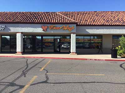 Foreva Wings restaurant: exterior