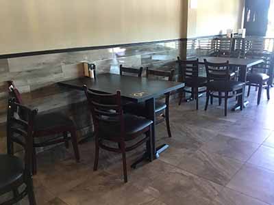 Foreva Wings restaurant: interior