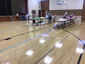 neighbors packing hygiene for homeless women and women in need